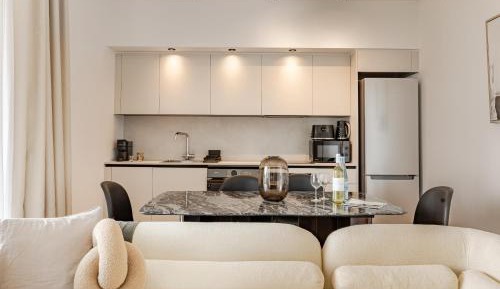 One-Bedroom Apartment with Terrace