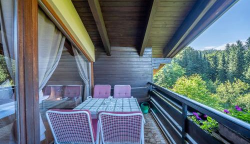 Family Apartment (2 Adults + 2 Children)
