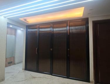 Three-Bedroom Premium Apartment with Balcony
