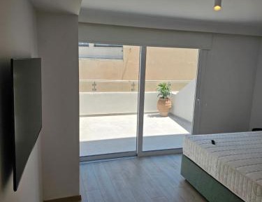 Studio Apartment with Balcony