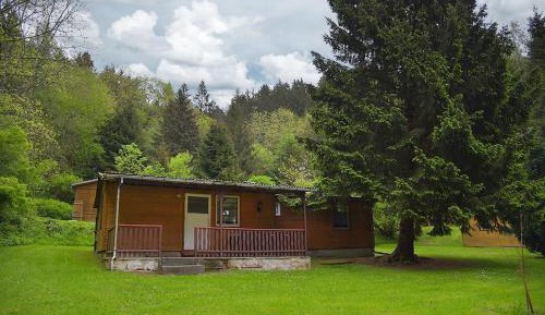 Bungalow with Patio