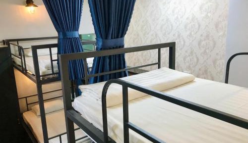 Bed in 8-Bed Mixed Dormitory Room