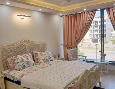 Deluxe Room (2 Adults + 1 Child)
