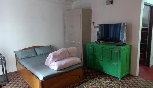 Deluxe Studio