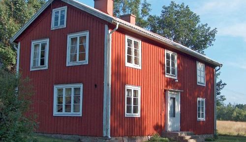Two-Bedroom Holiday Home