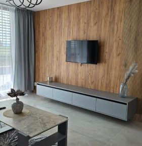 Three-Bedroom Apartment with Balcony
