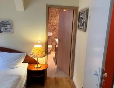 Comfort Single Room
