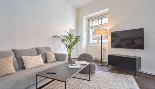 Deluxe One-Bedroom Apartment with City View
