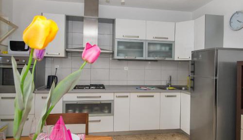 Three-Bedroom Apartment with Balcony
