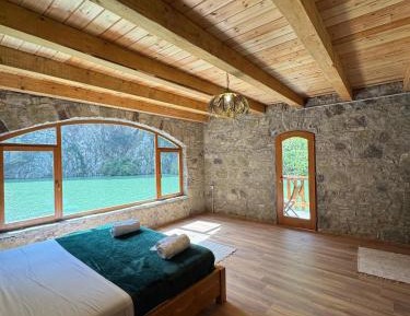 Double Room with Lake View