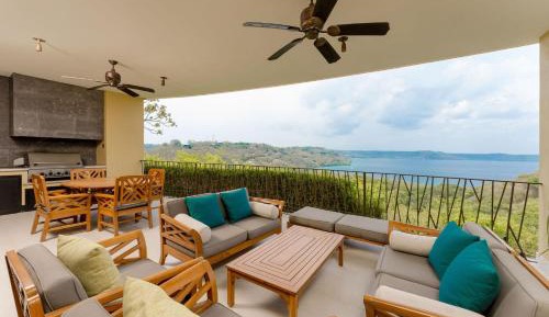 Villa with Sea View