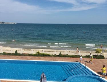 One-Bedroom Apartment with Sea View