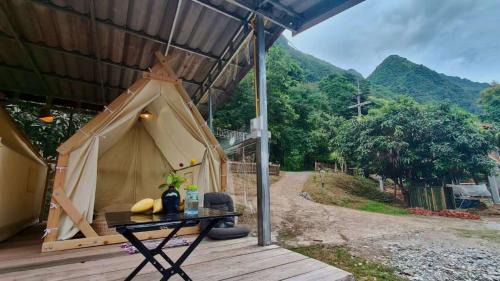 Tent
