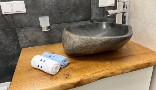 Three-Bedroom Deluxe Apartment