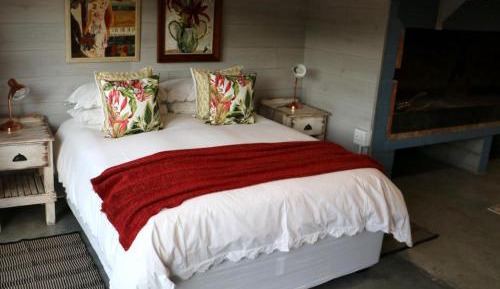 Luxury Queen Room