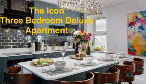 Three-Bedroom Deluxe Apartment