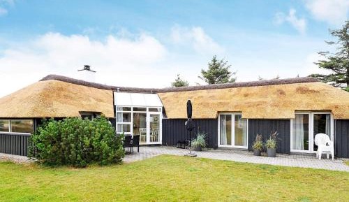 Four-Bedroom Holiday Home