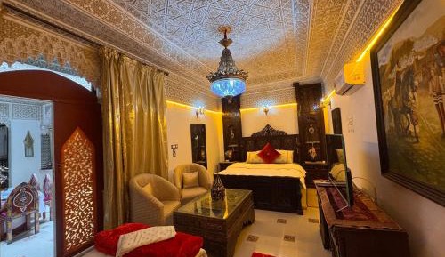 Deluxe Apartment