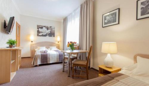 Comfort Triple Room with Shower