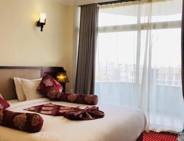 Deluxe King Room