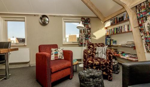 One-Bedroom Holiday Home