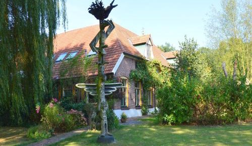 Nine-Bedroom Holiday Home
