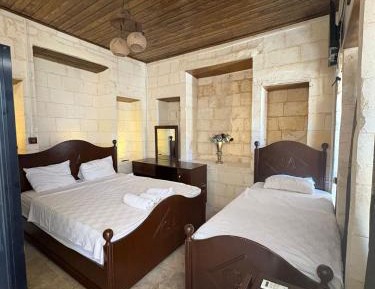 Large Single Room