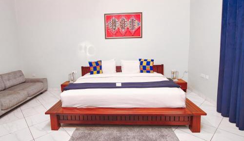 Queen Room