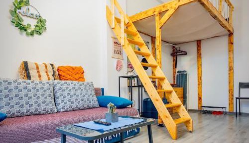 Studio Apartment