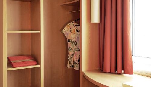 Standard Twin Room - Non-Smoking
