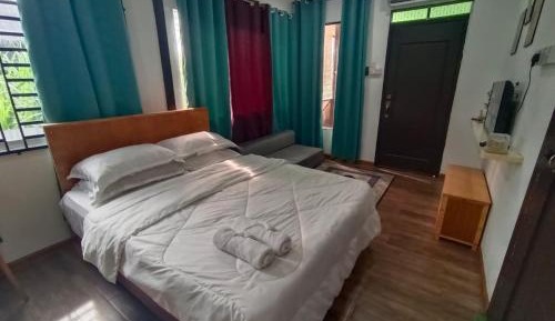 Quadruple Room with Terrace