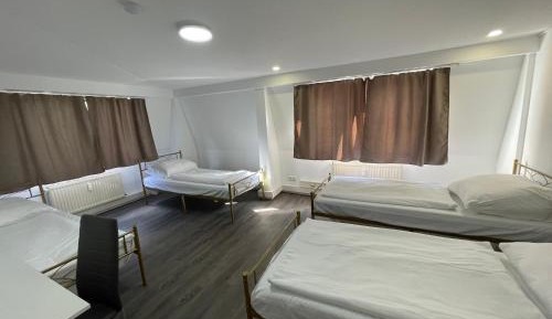 Quadruple Room with Shared Bathroom