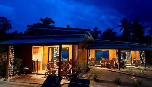 Standard Triple Room with Sea View