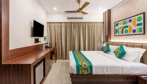 Deluxe Family Room