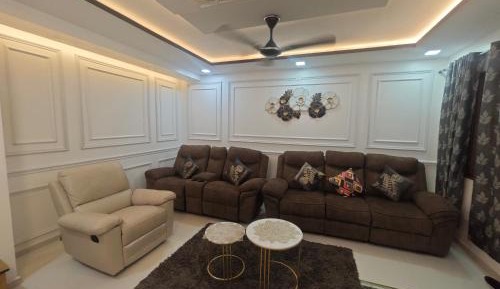 Three-Bedroom Premium Apartment with Balcony