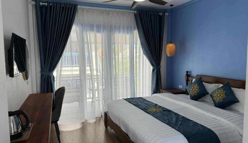 Double Room with Pool View