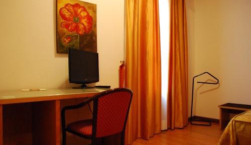 Economy Quadruple Room