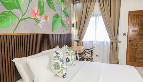 Junior Suite with Balcony