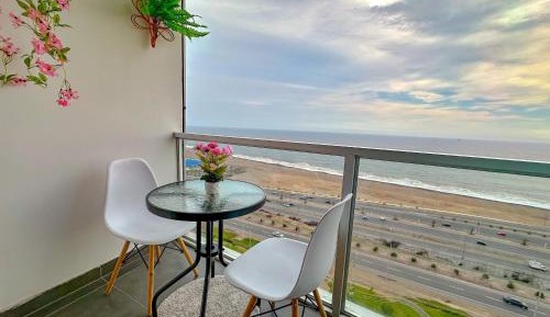 Three-Bedroom Apartment with Sea View