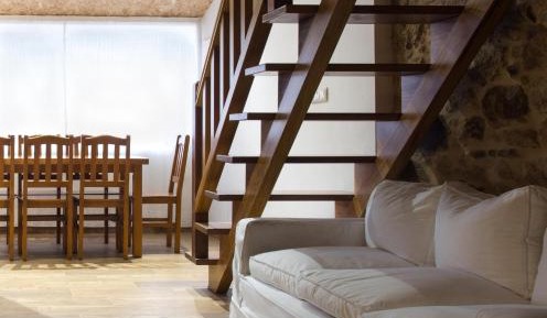Large Two-Bedroom Apartment
