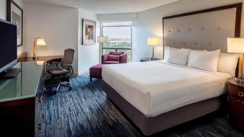 King Room with Accessible Tub - Disability Access