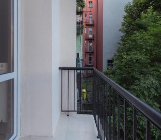 Studio with Balcony
