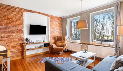 Superior One-Bedroom Apartment