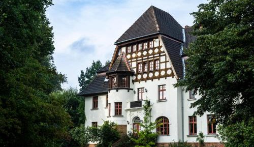 Two-Bedroom Apartment with Garden View
