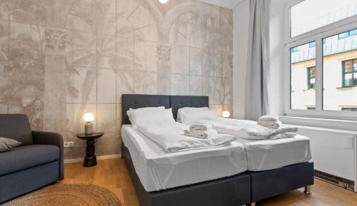 Three-Bedroom Deluxe Apartment
