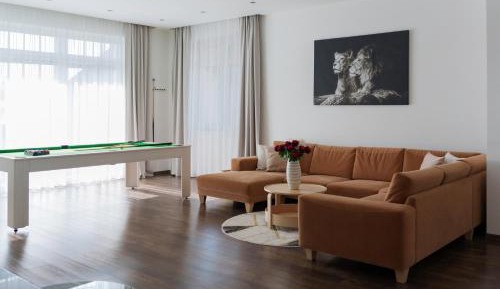 Three-Bedroom Premium Apartment with Balcony