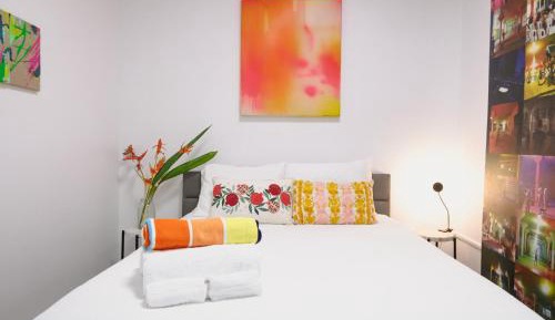 Studio Apartment with Queen Bed