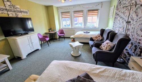 Large Twin Room