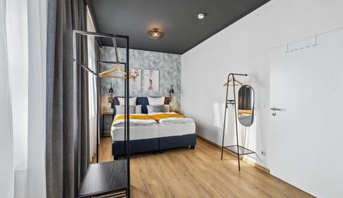 One-Bedroom Premier Apartment