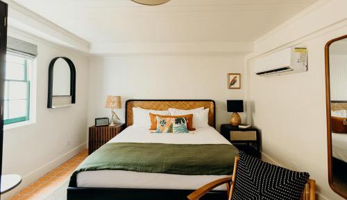 Standard Queen Room